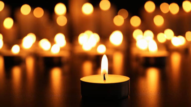 memorial candle 768x432