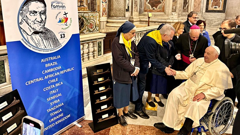 Pope Francis Blessed Keys to 13 Houses Jubilee Project Credit  Famvin Homeless Alliance CROP 768x432